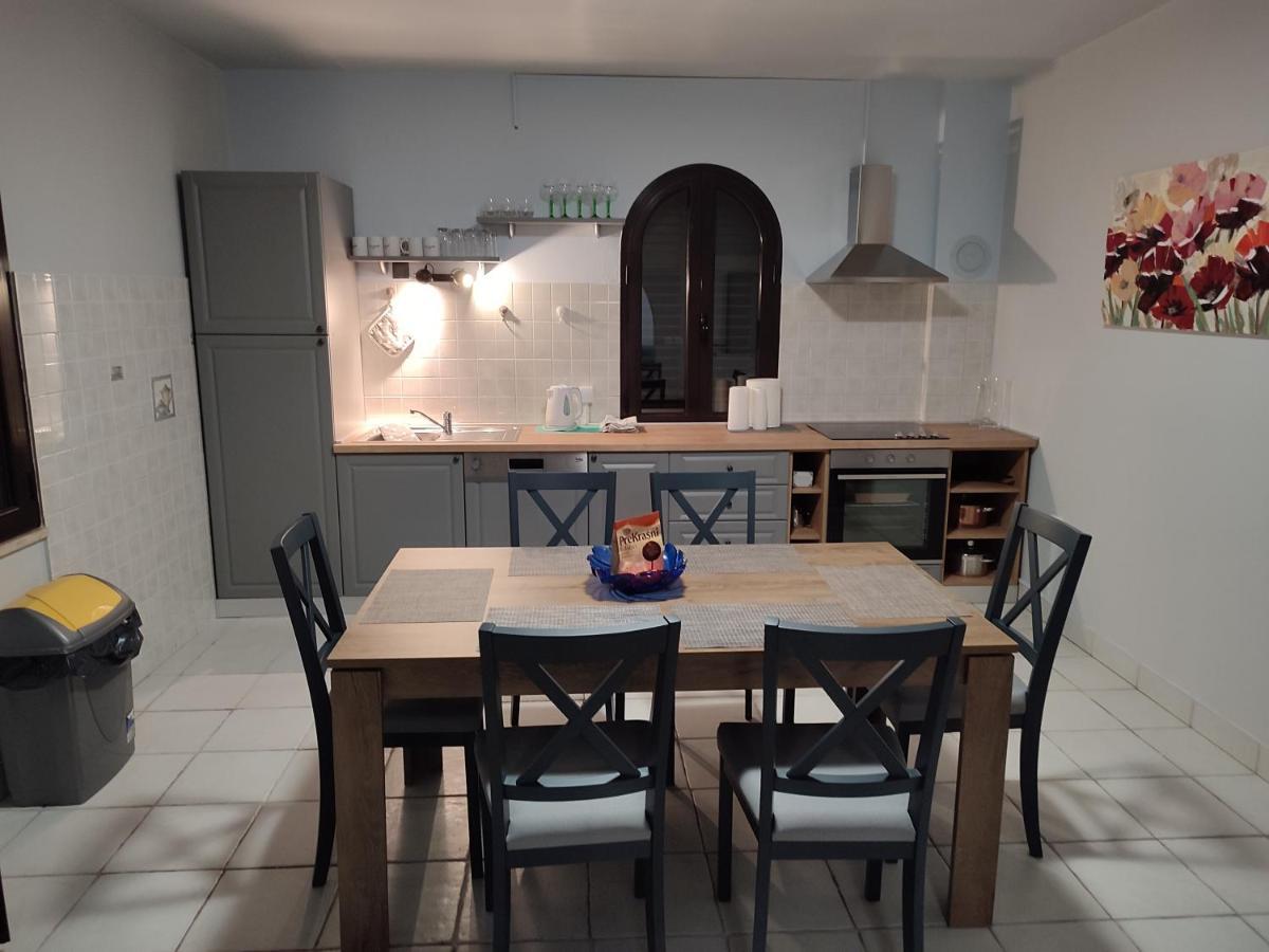 מטולי Family Apartment Maria מראה חיצוני תמונה